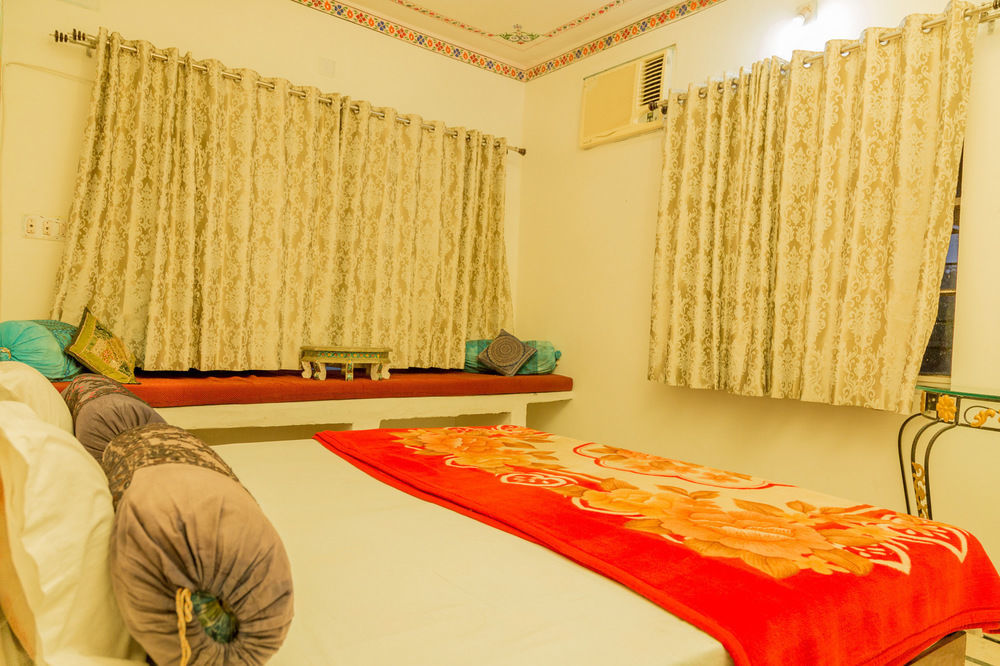 Hotel Hanuman Ghat On Lake Pichola Udaipur Luaran gambar